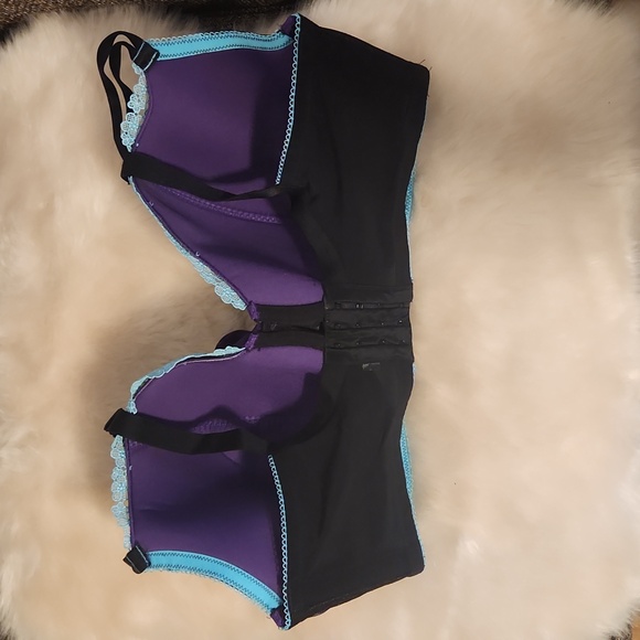 Cacique Bra - Picture 2 of 4